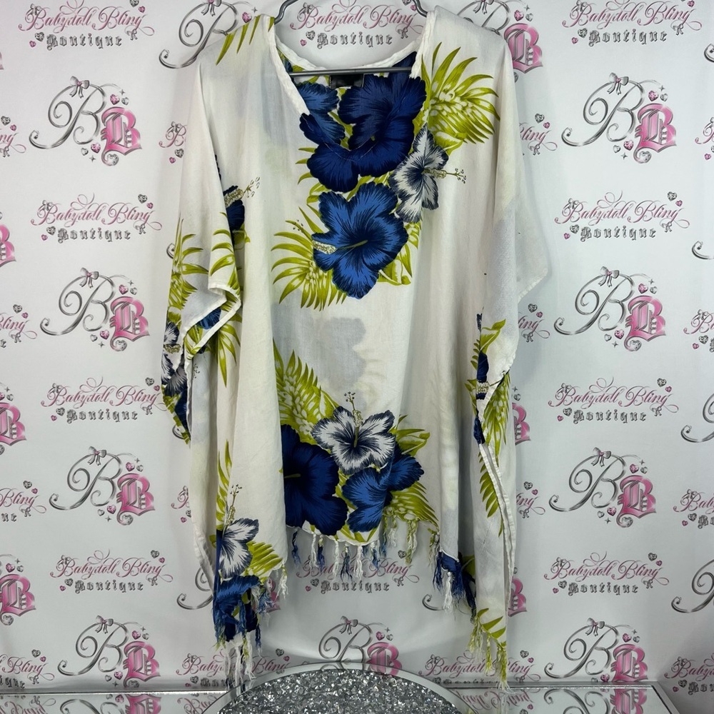 Coverup Hawaii style flowers hibiscus 🌺 white blue green dress cover up beach
